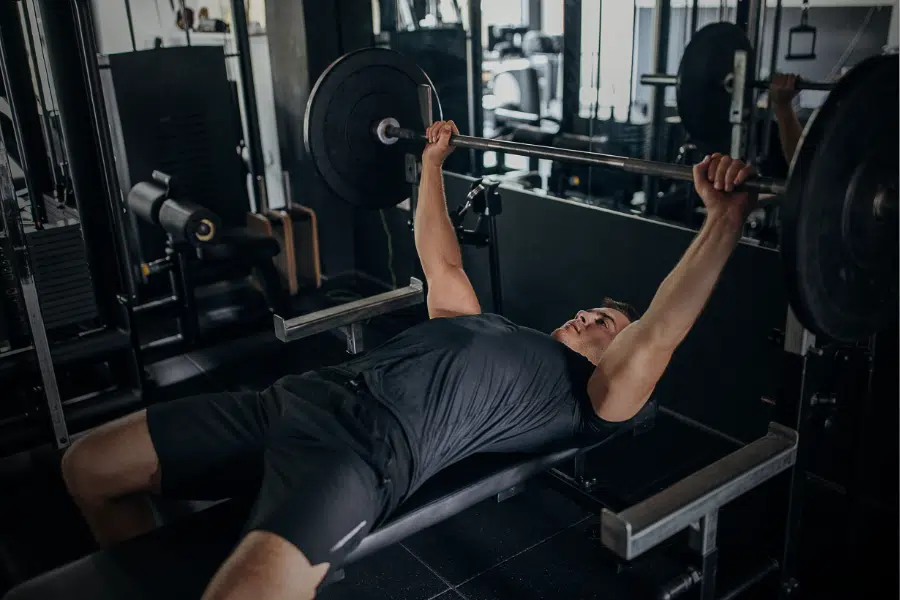 Musculation à la Salle de Sport de MAGICFIT Agneaux